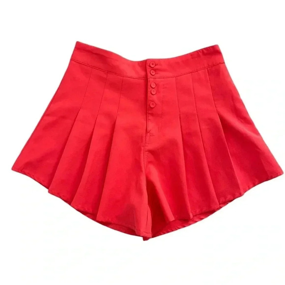 Red/Orange Flowy Butterfly Pleated Shorts. Size medium - Picture 1 of 10